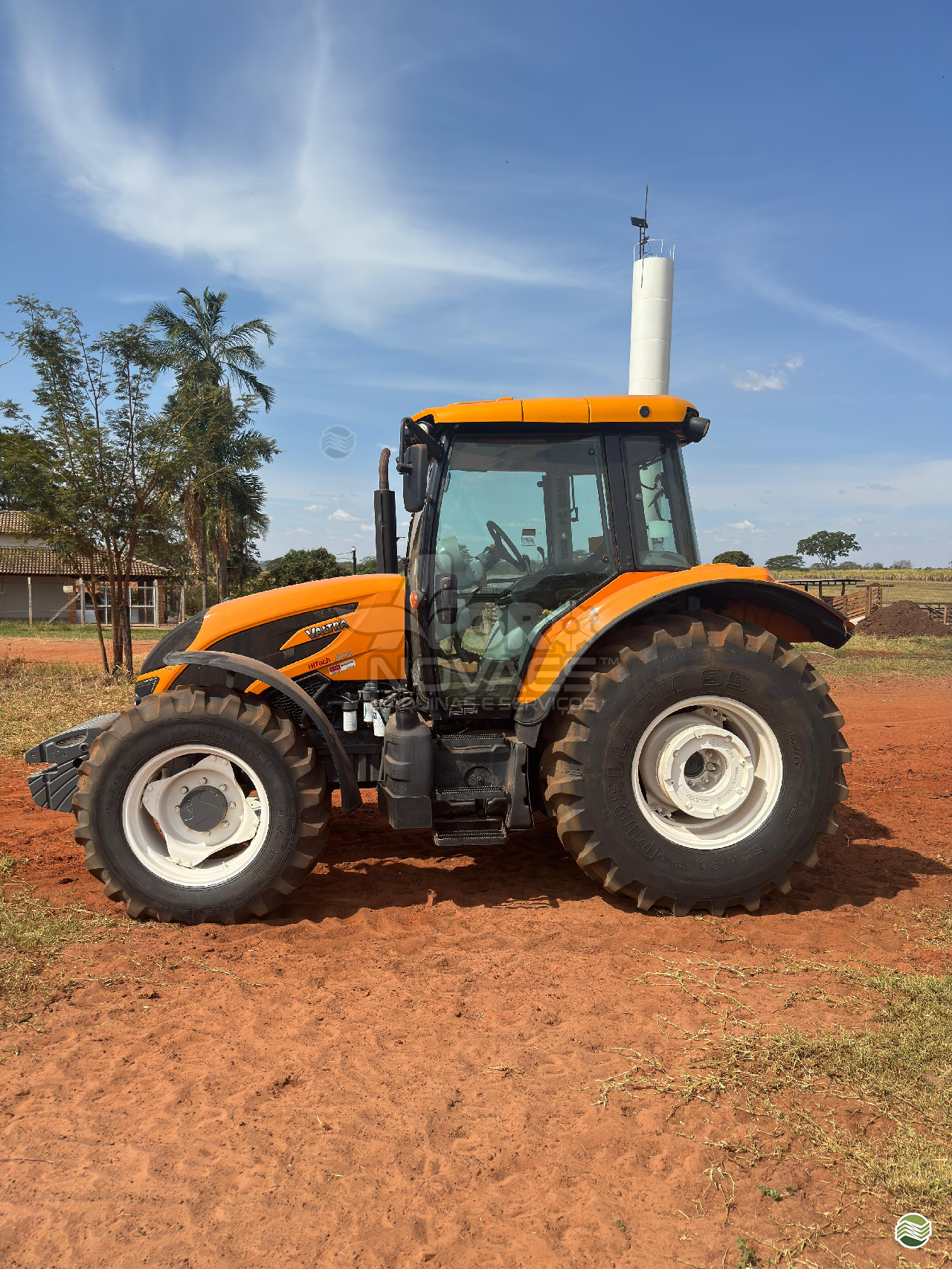 TRATOR VALTRA VALTRA A134 HiTech Tração 4x4 Agro Novaes Máquinas Agrícolas FERNANDOPOLIS SÃO PAULO SP